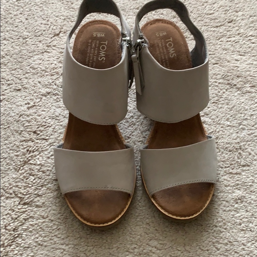 TOMS women’s sandal